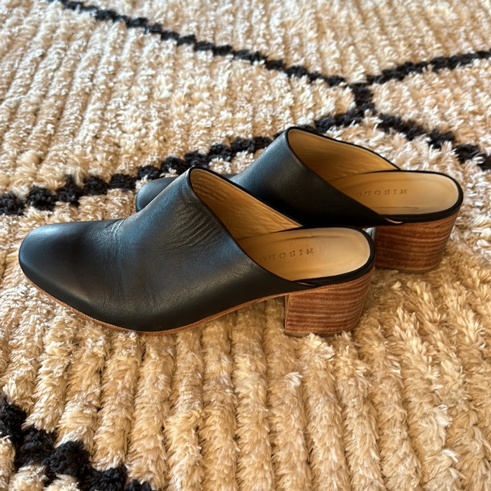 Nisolo Heeled Mule